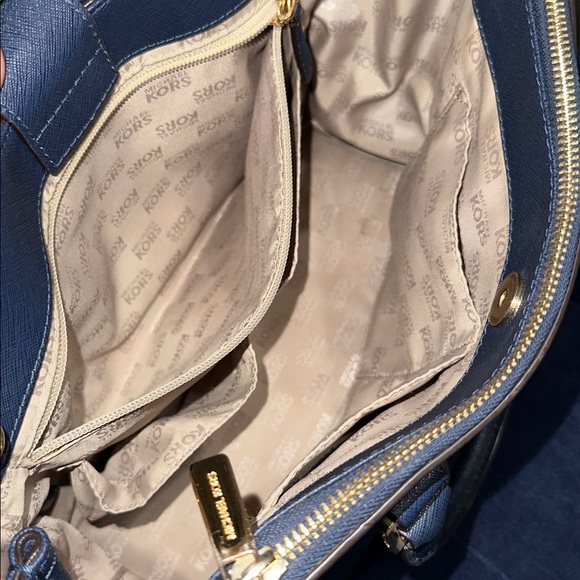 Michael Kors Satchel in Blue with Elegant Gold Tone Accents Crossbody Bag - Picture 4 of 14